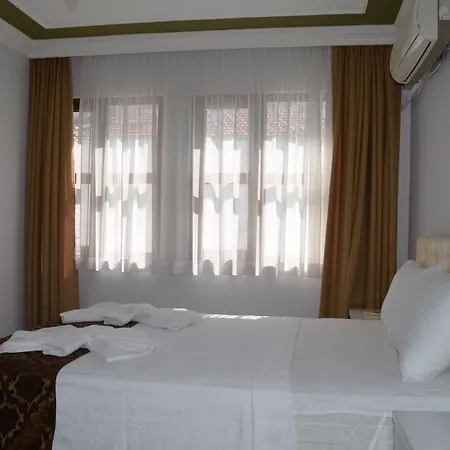 Poyraz Hotel Ayvalı
